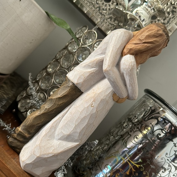 Willow Tree Together - Picture 2 of 9